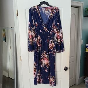 Floral V-Neck Long Sleeve Dress